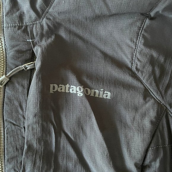 Patagonia Women's Black insulated Nano-Air hoodie size small - Picture 8 of 16